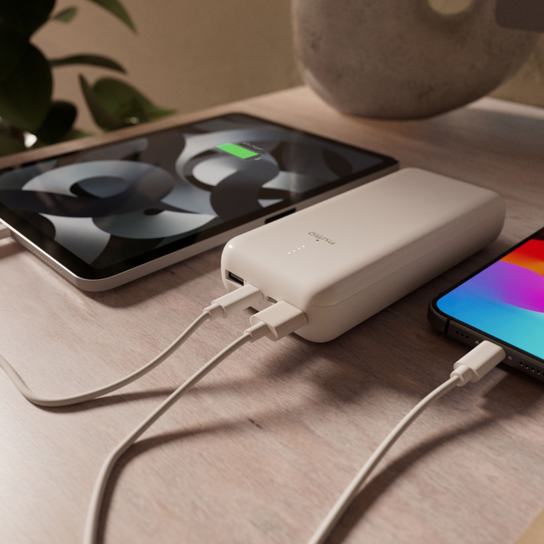 Power Bank 20000mAh USB-C + 2 USB-A Fast Charge – cable included