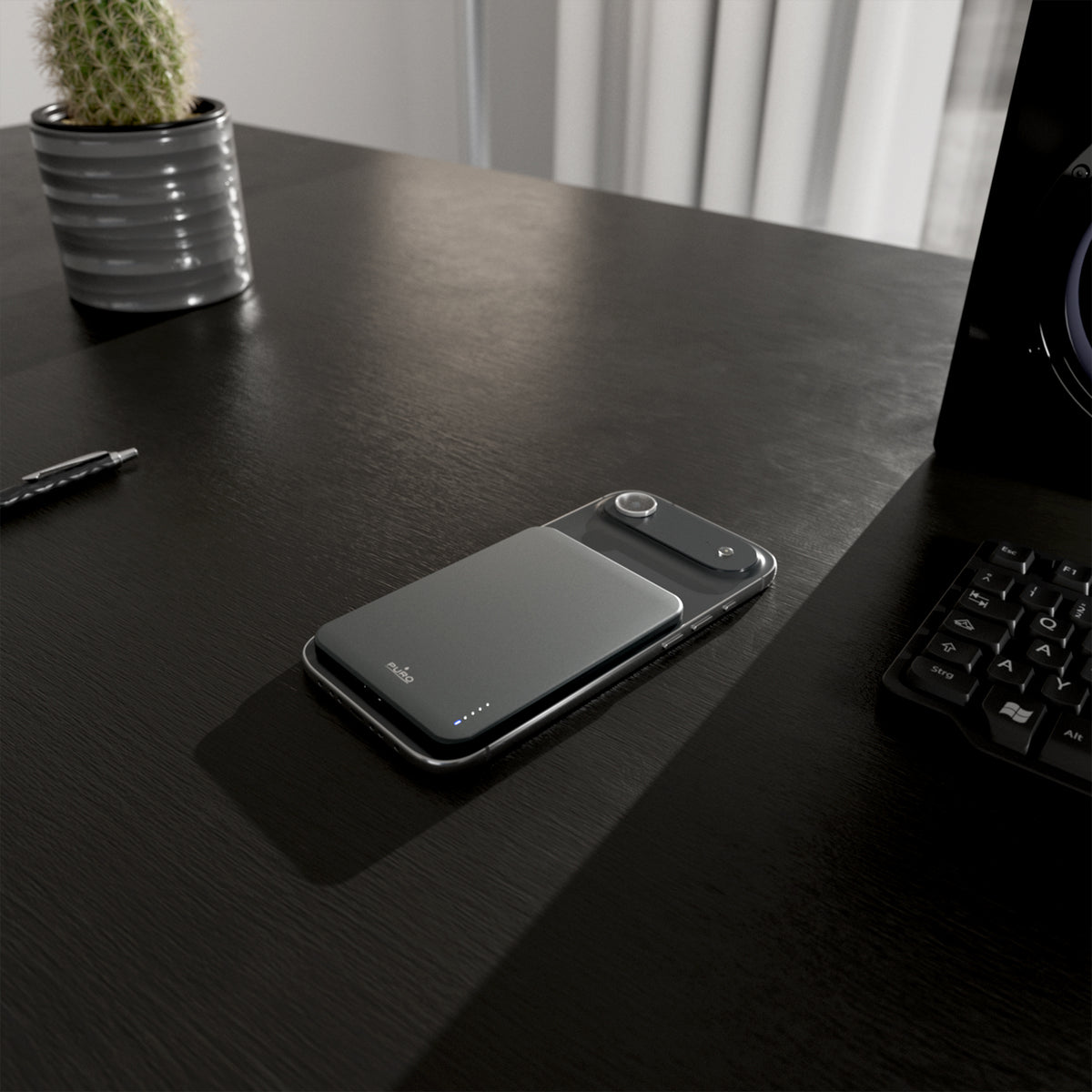 “Lite Slim Power Mag” 3,000mAh magnetic powerbank compatible with MagSafe