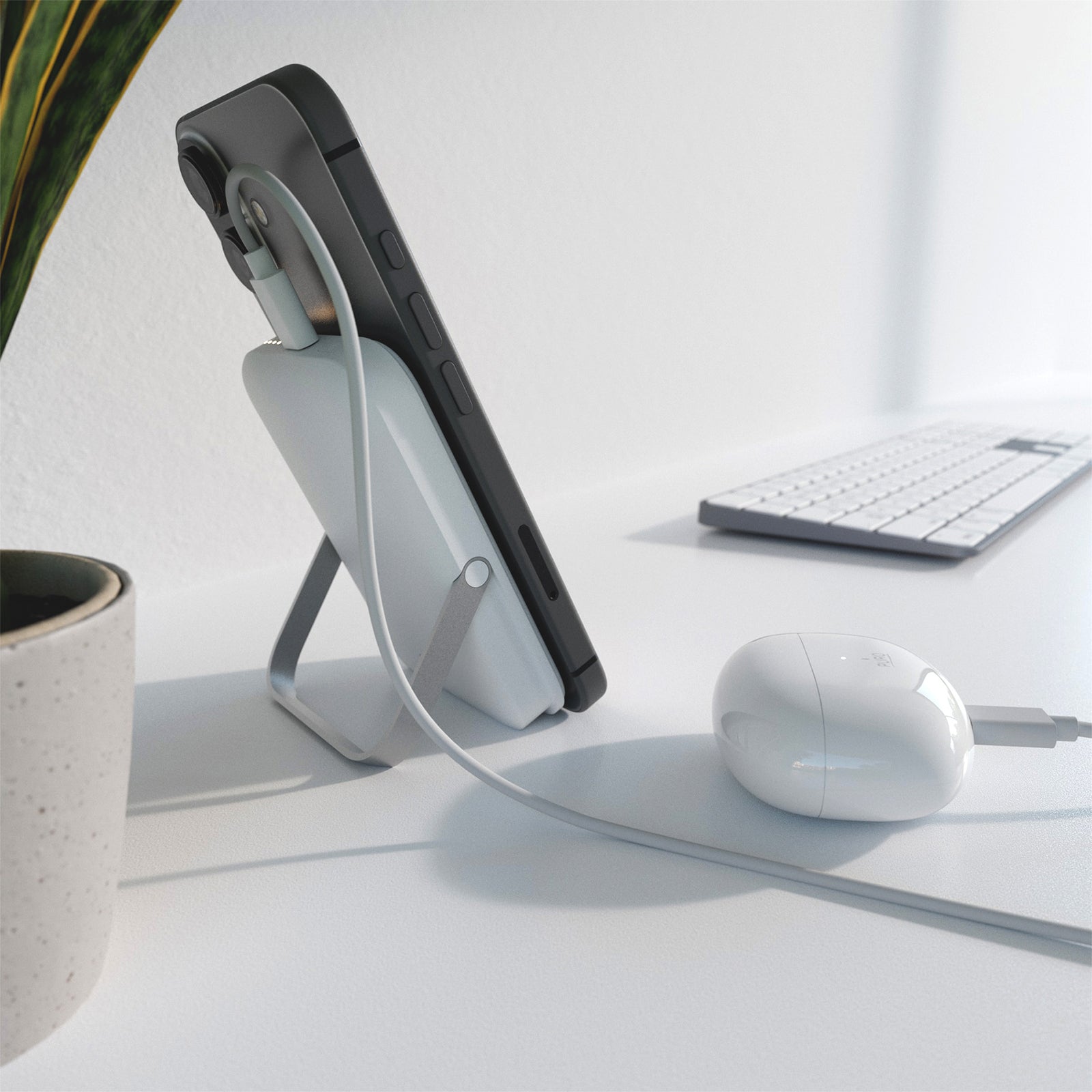 Power Bank 5000 mAh con stand compatibile con MagSafe